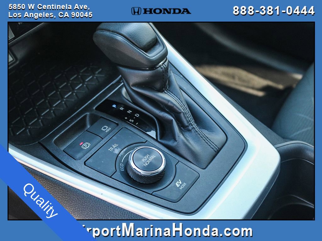 Used 2024 Toyota RAV4 XLE w/ Convenience Package image 19