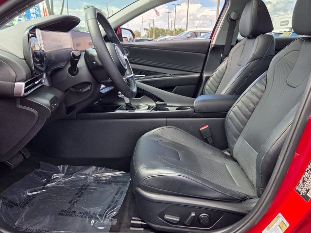 Used 2023 Hyundai Elantra Limited FWD image 10