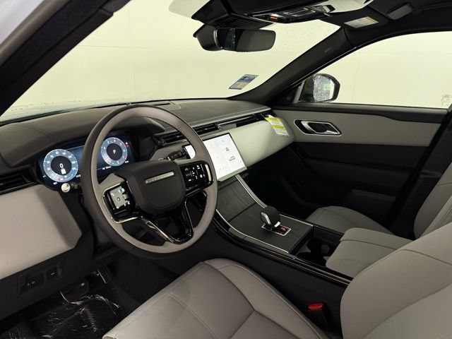 Certified 2026 Land Rover Range Rover Velar Dynamic SE AWD/4WD image 5