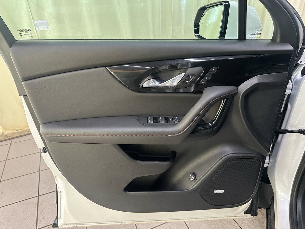 Certified 2025 Chevrolet Blazer RS w/ Enhanced Convenience Package image 33