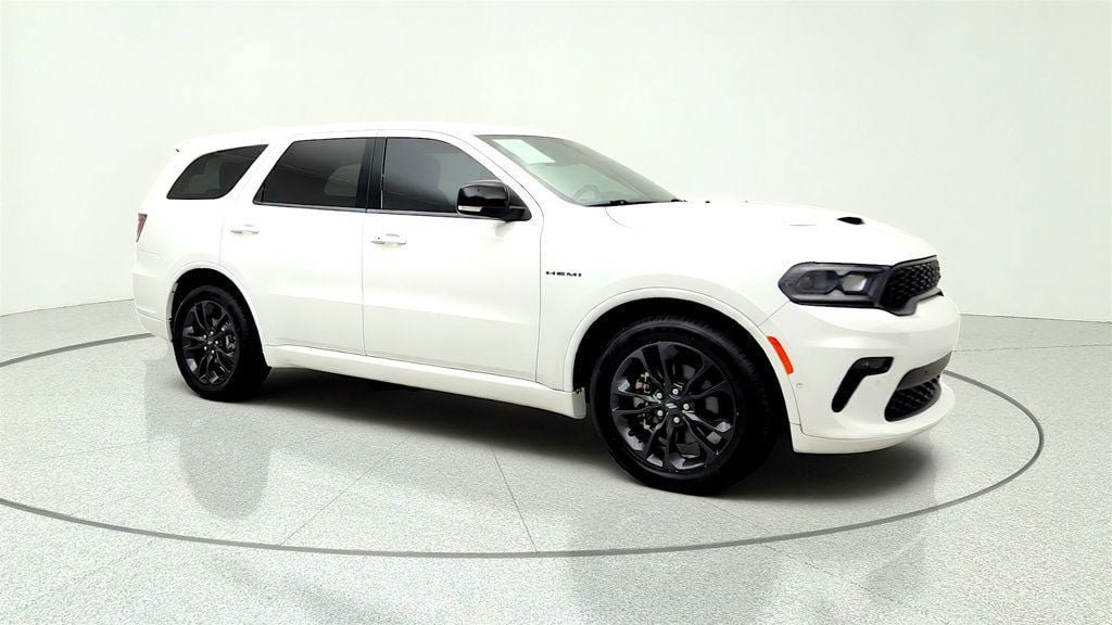Used 2022 Dodge Durango R/T w/ Blacktop Package AWD/4WD image 3