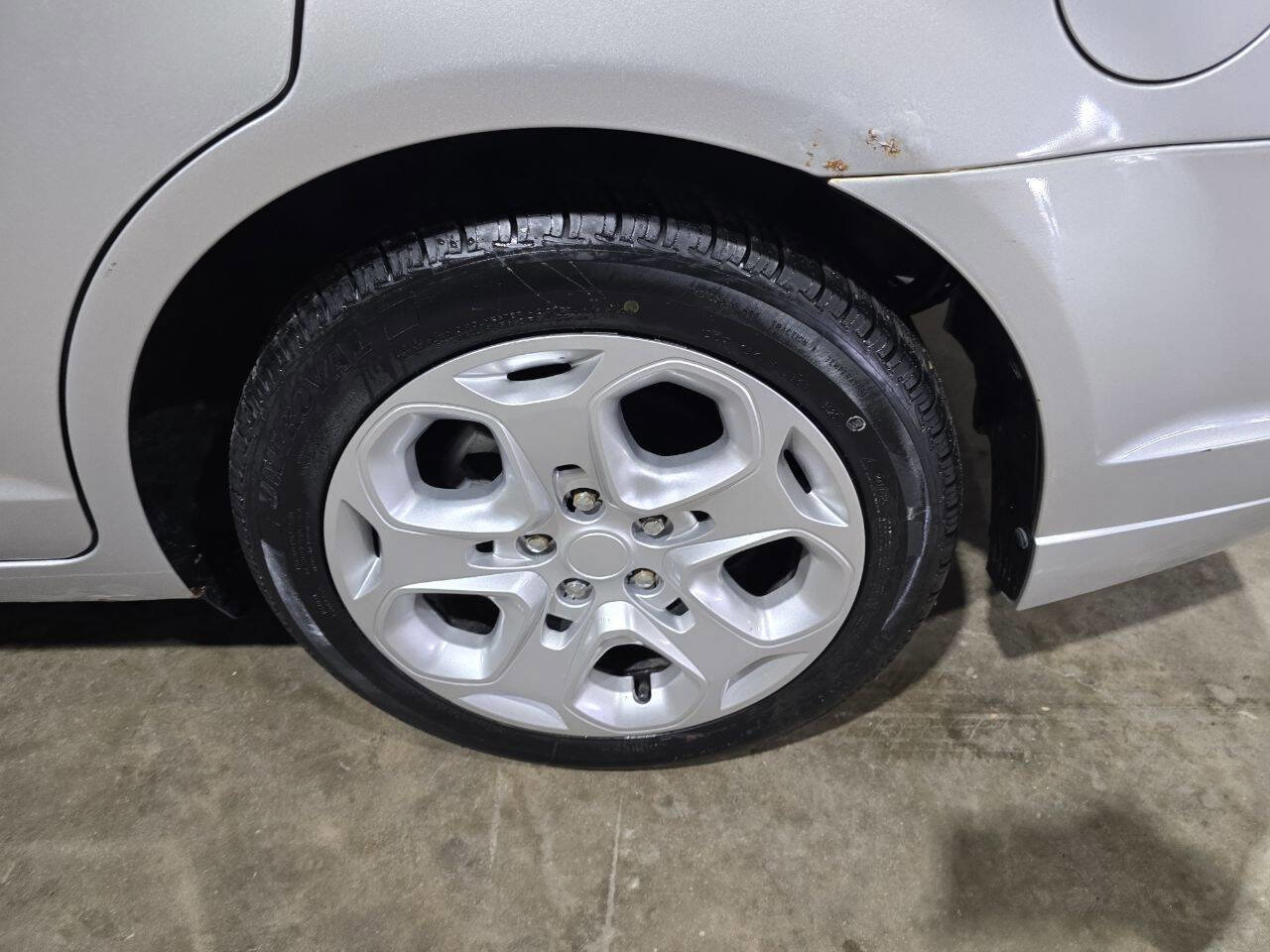 Used 2011 Ford Fusion SE w/ 202A Rapid Spec Order Code image 30