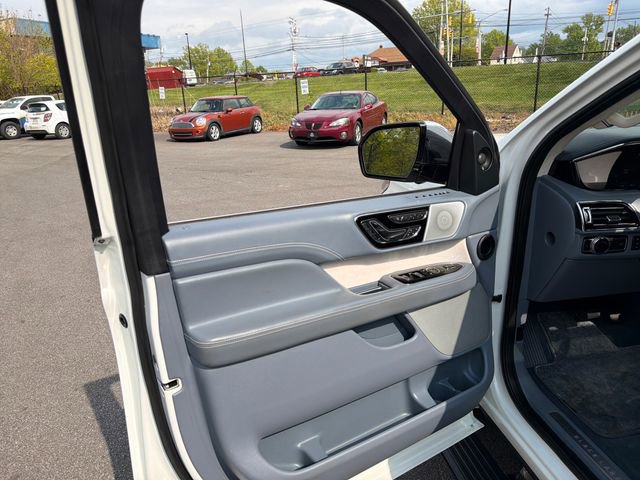 Used 2021 Lincoln Navigator L Black Label AWD/4WD image 33