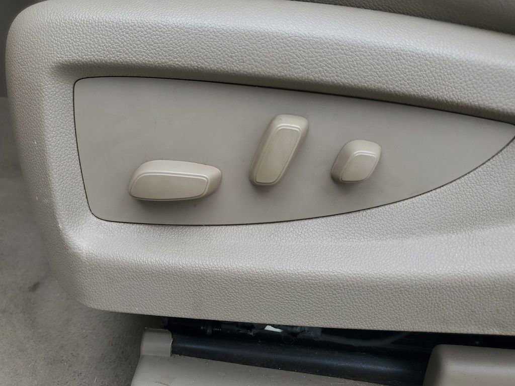 Used 2019 GMC Yukon XL SLT image 20