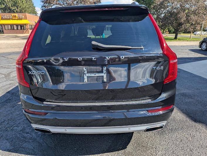 Used 2016 Volvo XC90 T6 Momentum w/ Momentum Plus Package AWD/4WD image 9