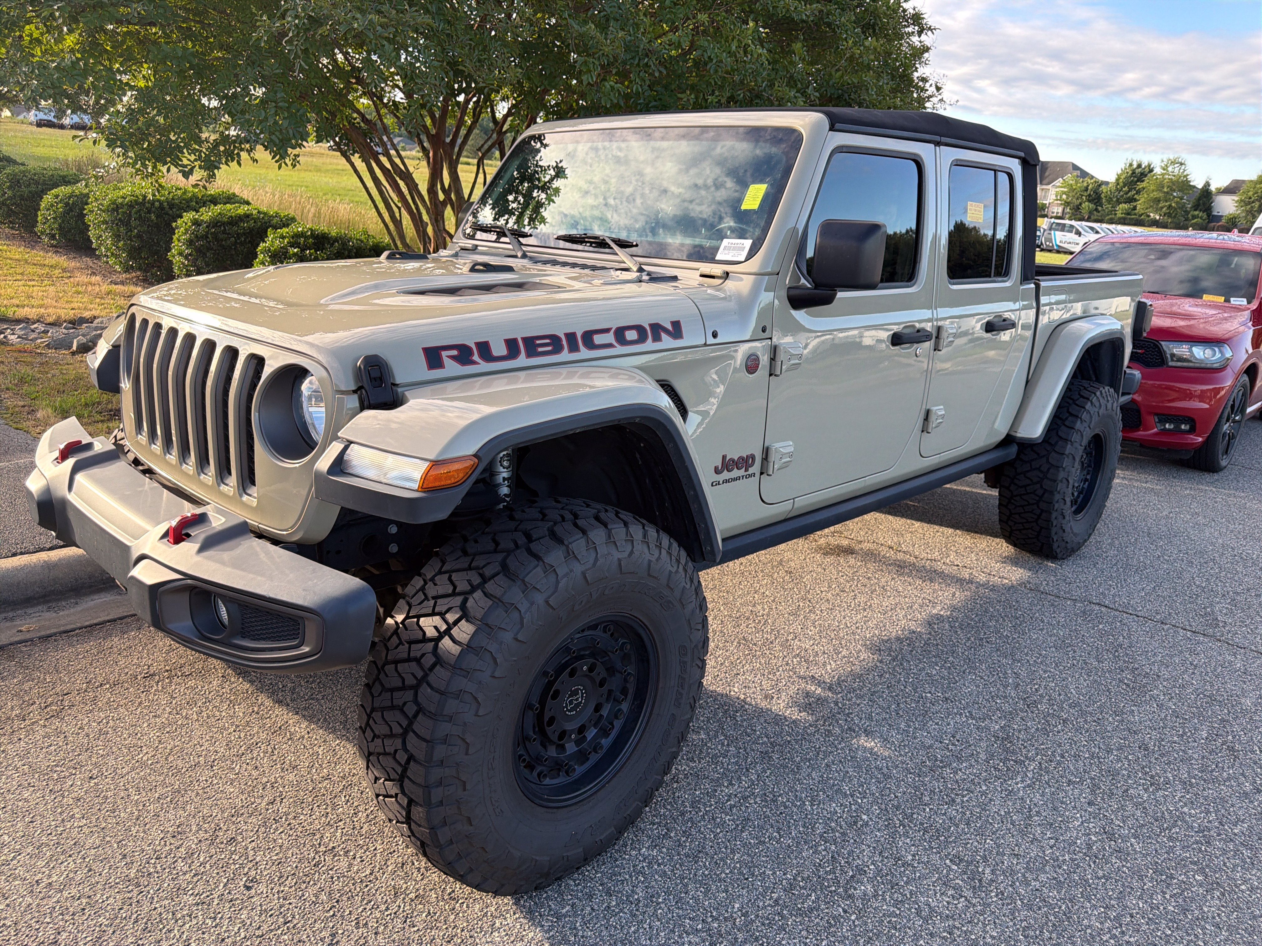 Used 2020 Jeep Gladiator Rubicon AWD/4WD image 5