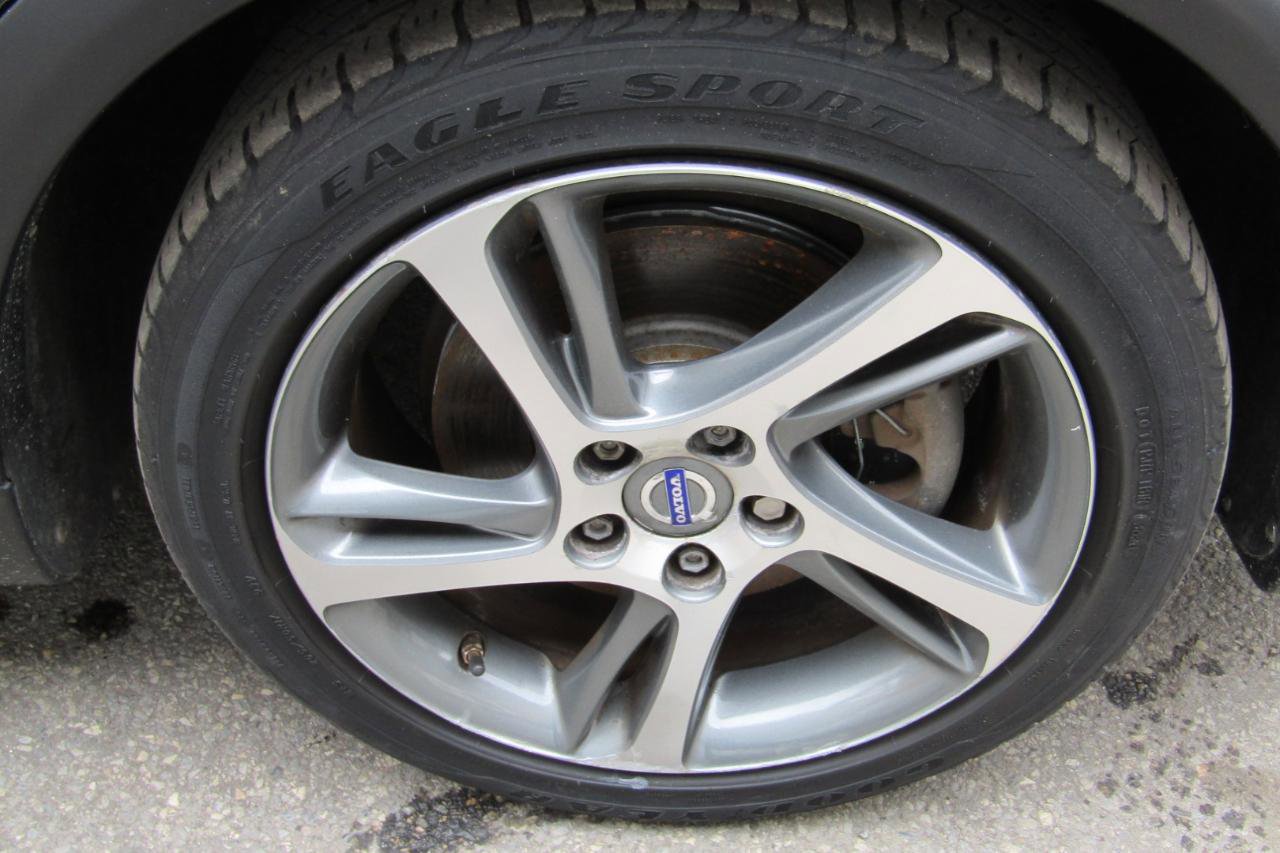 Used 2013 Volvo C30 T5 image 36