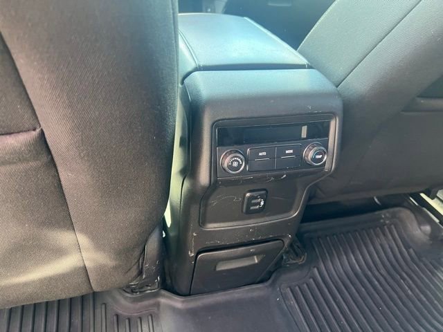 Used 2017 GMC Acadia SLE FWD image 9