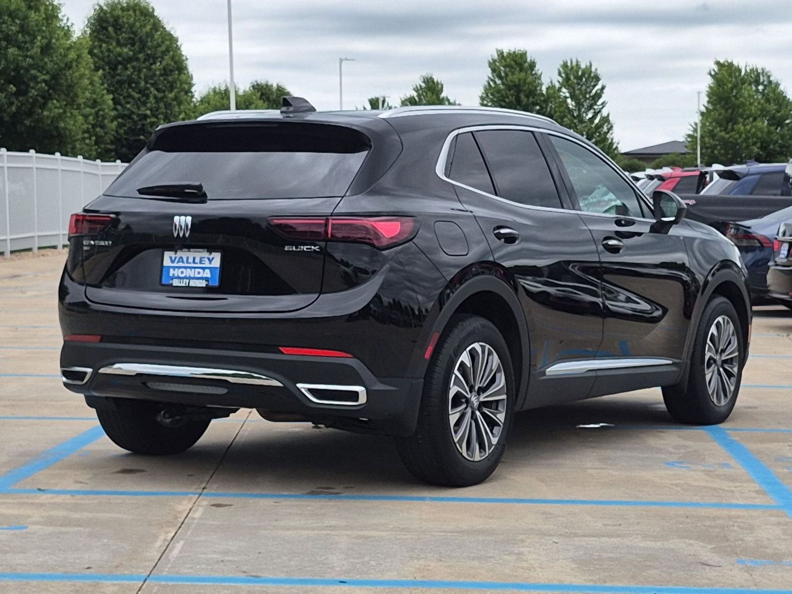 Used 2024 Buick Envision Preferred AWD/4WD image 6