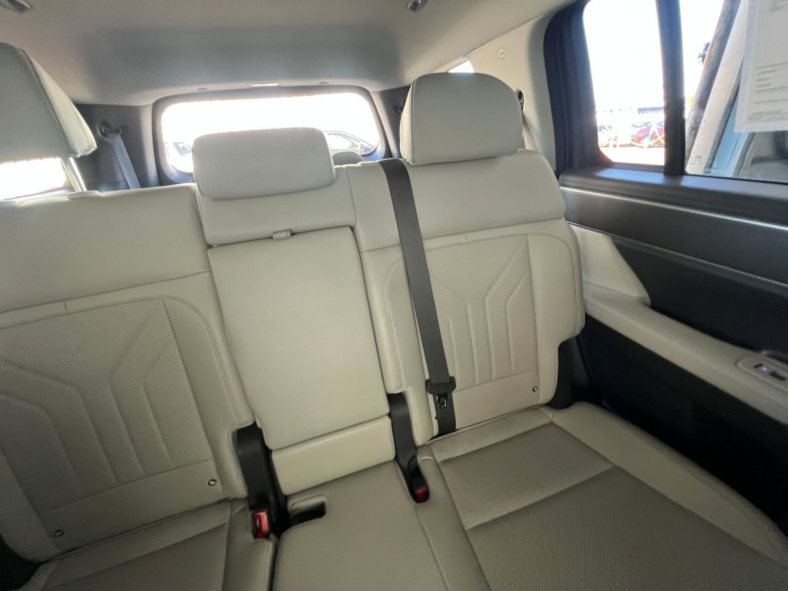 Used 2025 Hyundai Santa Fe SEL FWD image 39