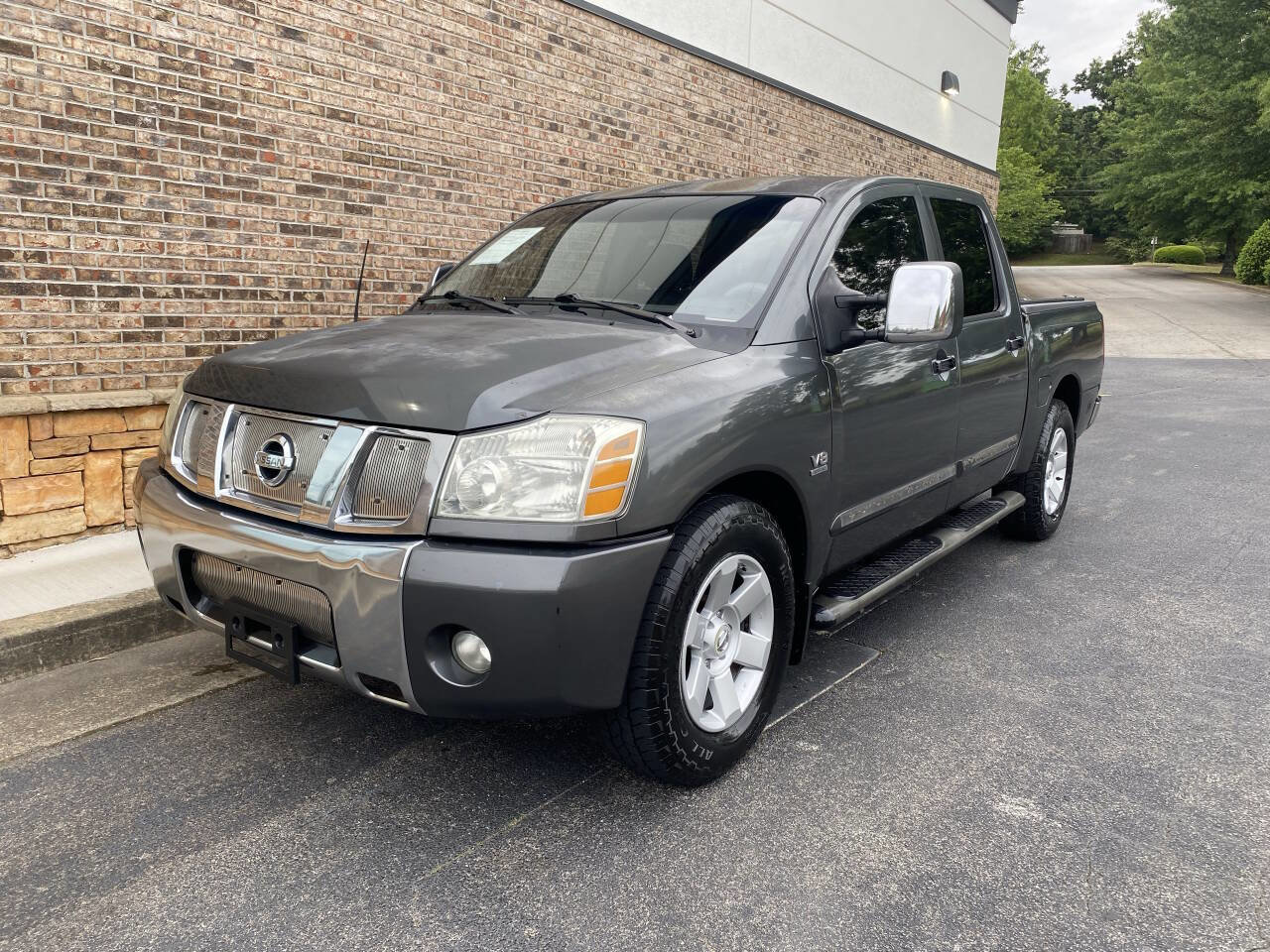 Used 2004 Nissan Titan LE w/ (Tow) Big Tow Pkg