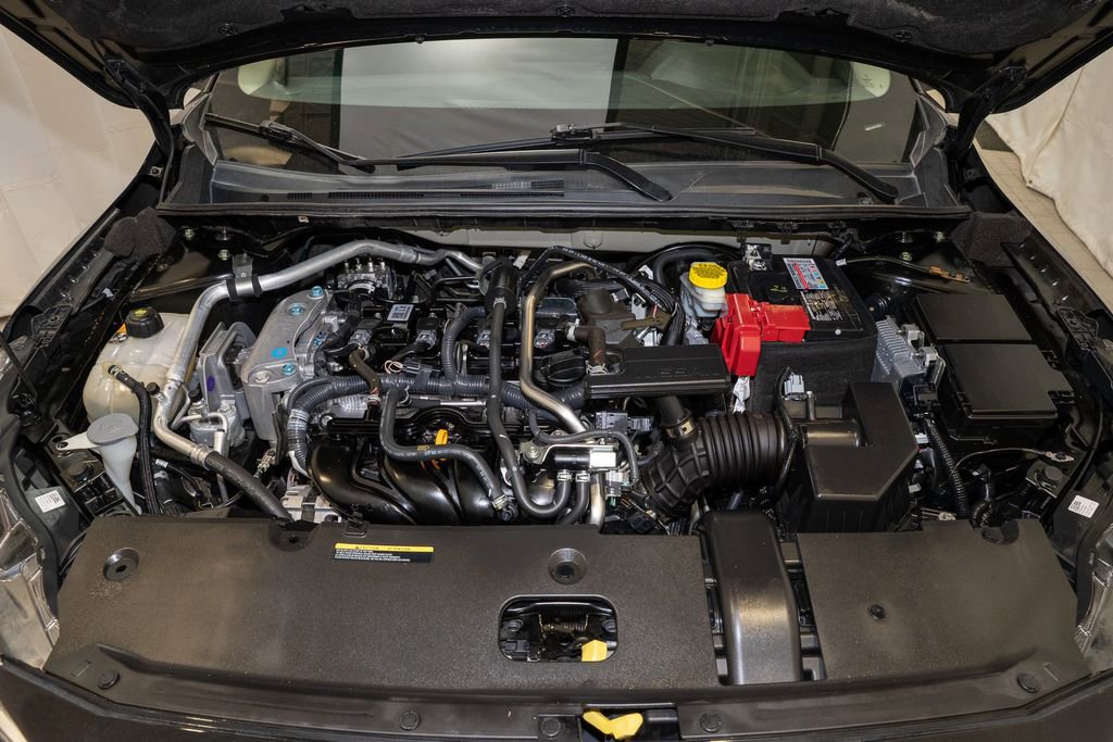 Certified 2022 Nissan Sentra SR w/ Midnight Edition image 18