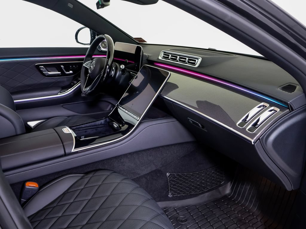 Used 2025 Mercedes-Benz S 580 4MATIC Sedan image 7