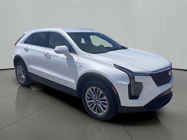 Certified 2025 Cadillac XT4 Premium Luxury AWD/4WD image 7