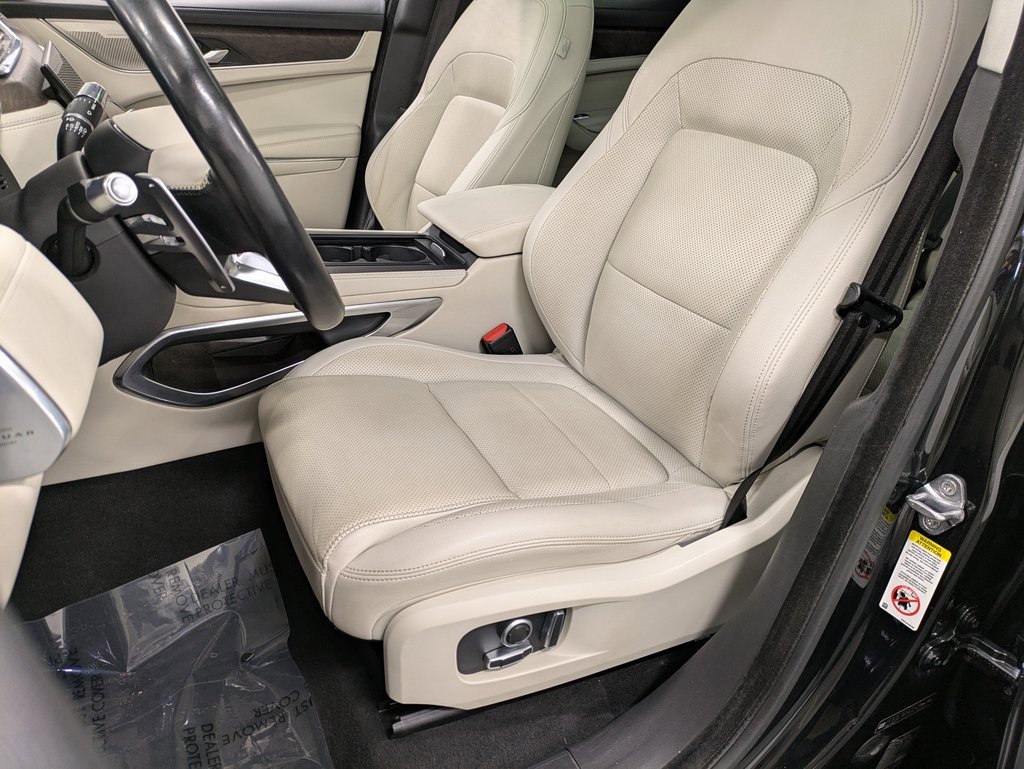 Used 2021 Jaguar F-PACE S image 10