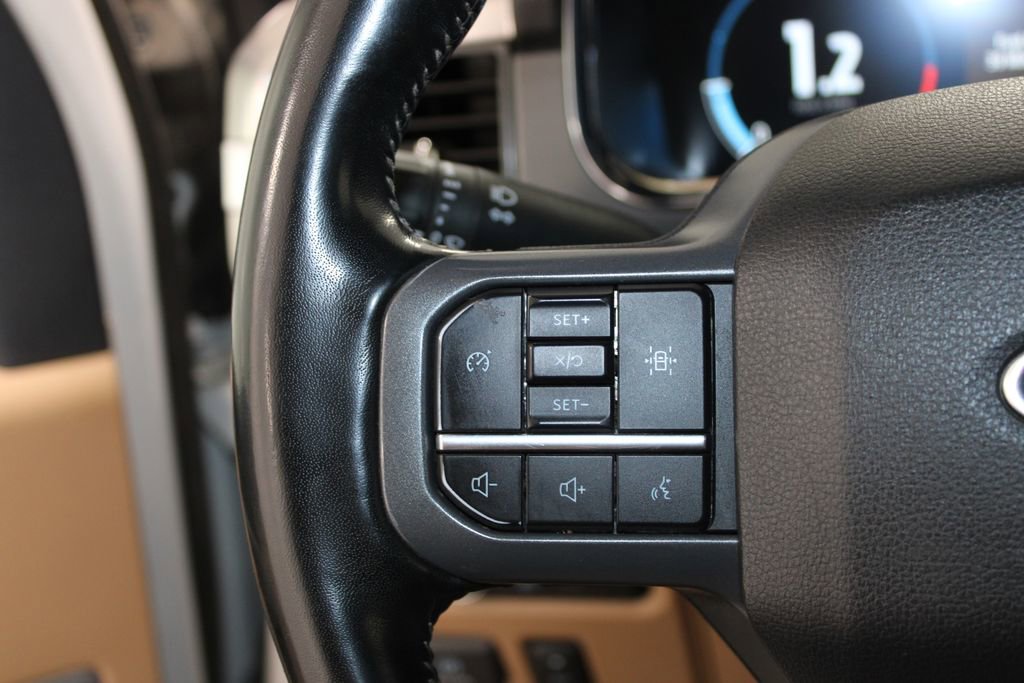 Used 2023 Ford F150 Lariat w/ Trailer Tow Package image 32