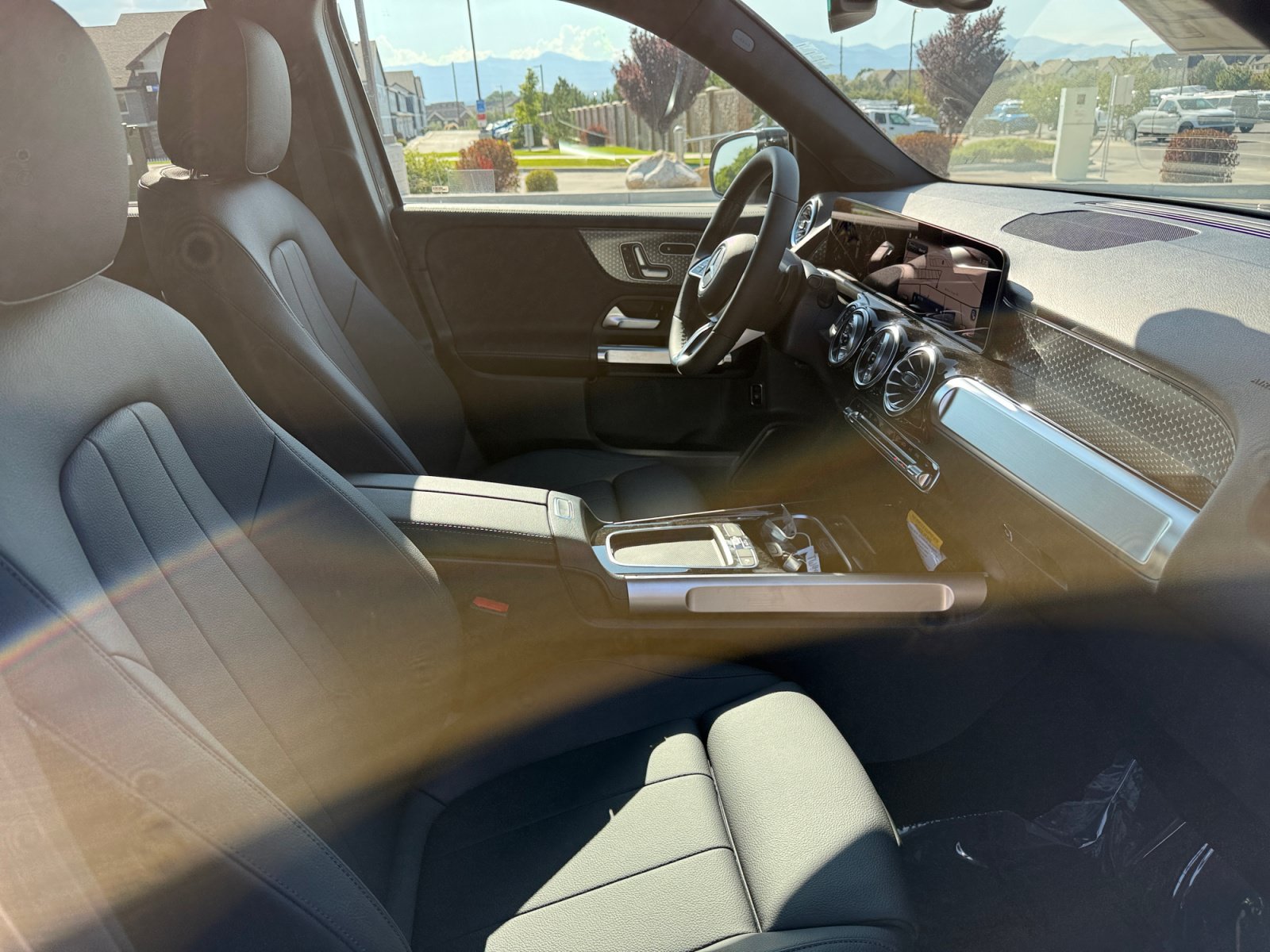 New 2026 Mercedes-Benz GLB 250 4MATIC image 19