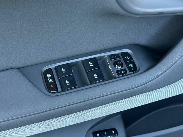 Used 2023 Polestar Polestar 2 w/ Pilot Pack AWD/4WD image 12