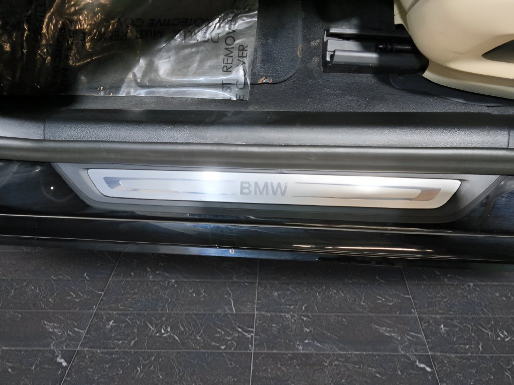 Used 2023 BMW 530i xDrive w/ M Sport Package AWD/4WD image 33