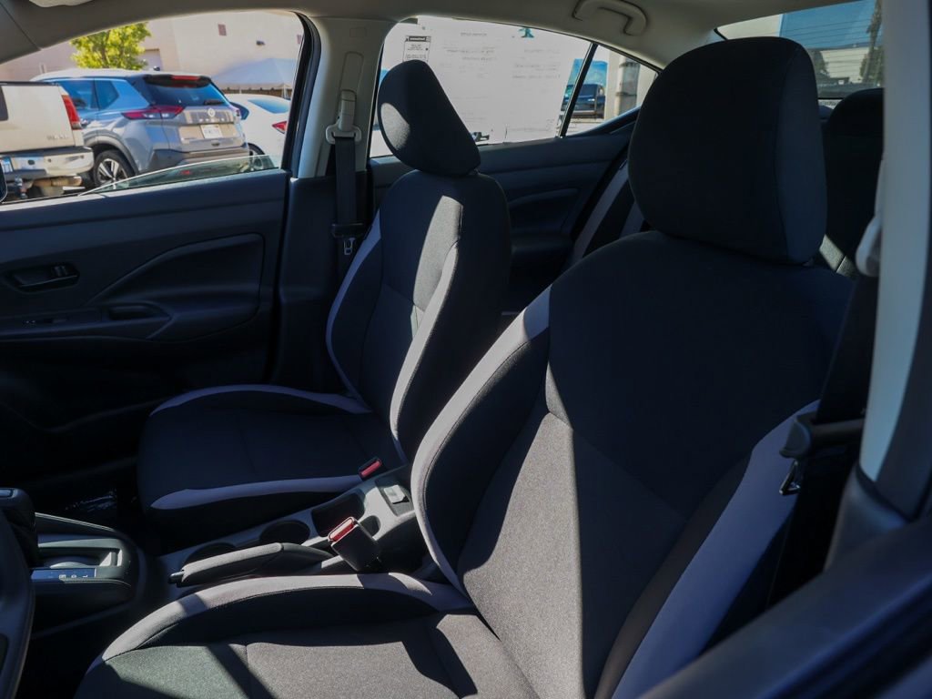 Used 2025 Nissan Versa S w/ Trunk Package image 15