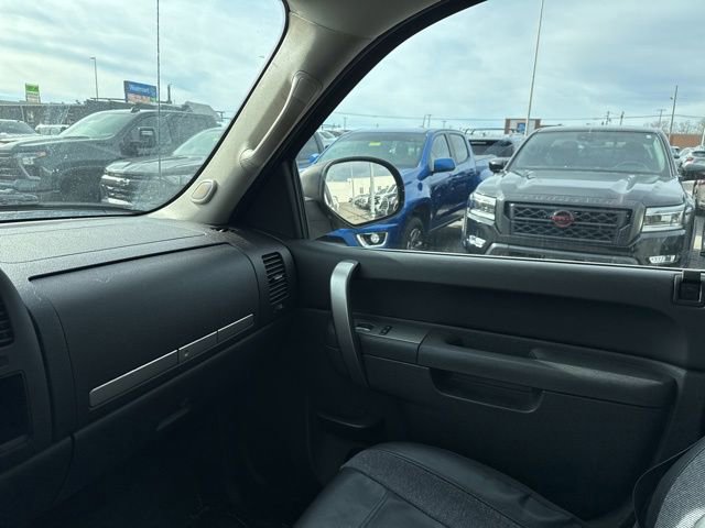 Used 2011 Chevrolet Silverado 1500 LT w/ All-Star Edition image 25