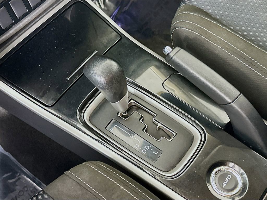 Used 2018 Mitsubishi Outlander ES image 20