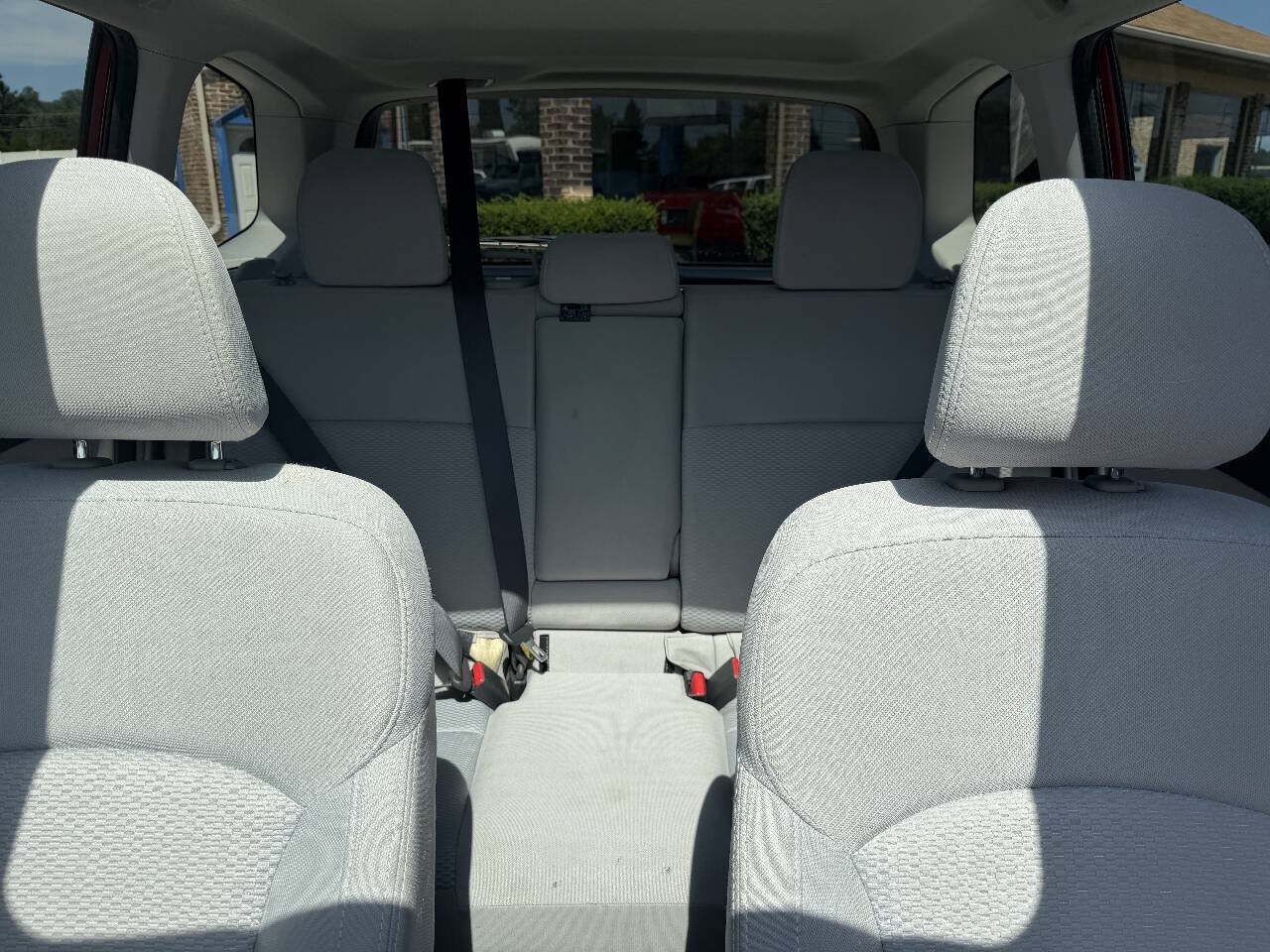 Used 2015 Subaru Forester 2.5i Premium AWD/4WD image 14