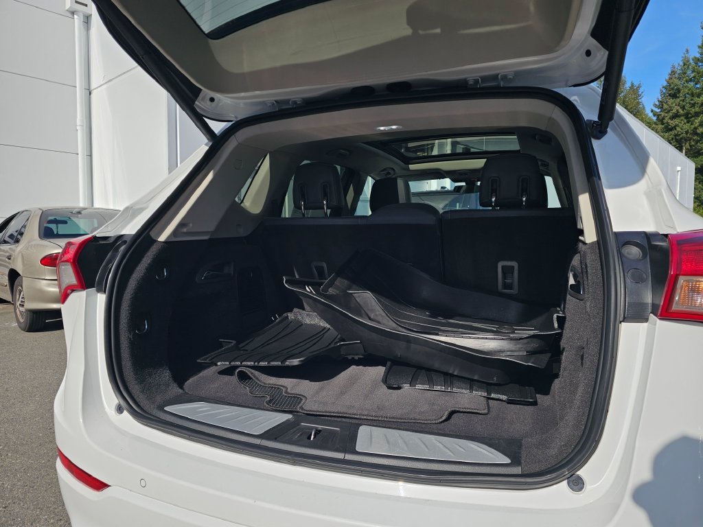 Used 2020 Buick Envision Essence w/ Experience Buick Package AWD/4WD image 18