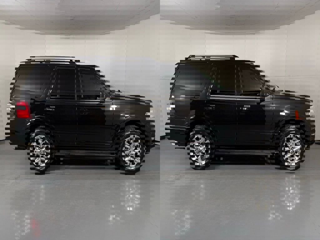 Used 2016 Ford Expedition Limited RWD image 9