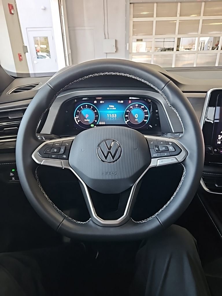 New 2026 Volkswagen Atlas Cross Sport SE FWD image 33