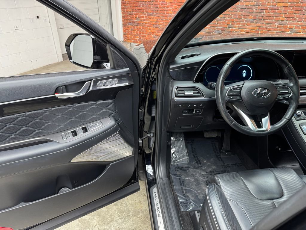 Used 2022 Hyundai Palisade Calligraphy w/ Cargo Package image 9