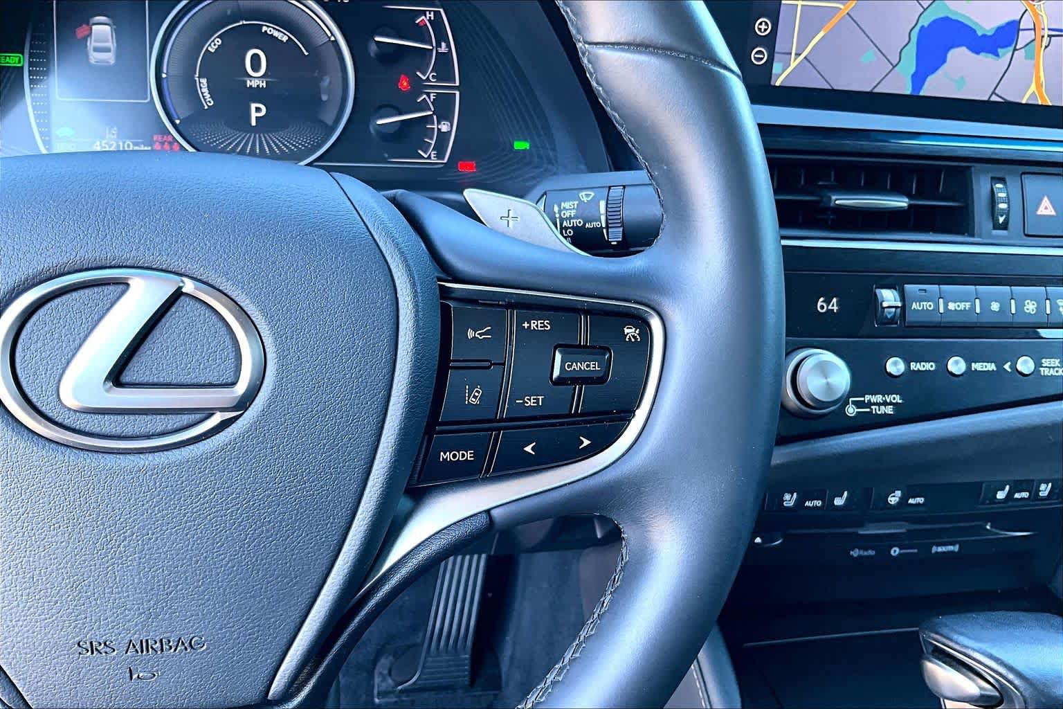 Used 2022 Lexus ES 300h w/ Premium Package FWD image 23
