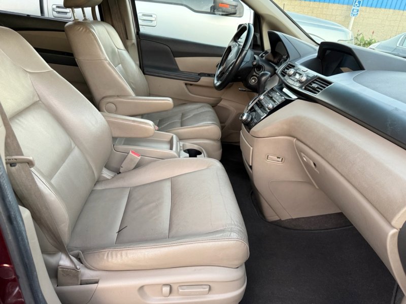 Used 2012 Honda Odyssey Touring image 18