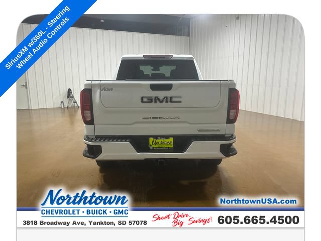 Used 2022 GMC Sierra 1500 Elevation w/ LPO, Elevation Black Package AWD/4WD image 4
