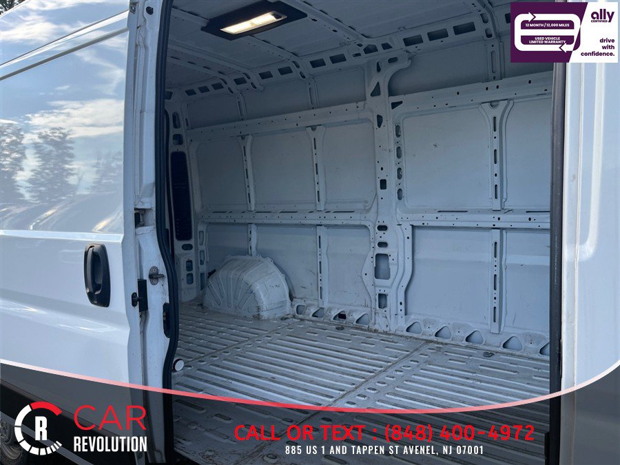 Used 2025 RAM ProMaster 2500 w/ Convenience Group FWD image 10
