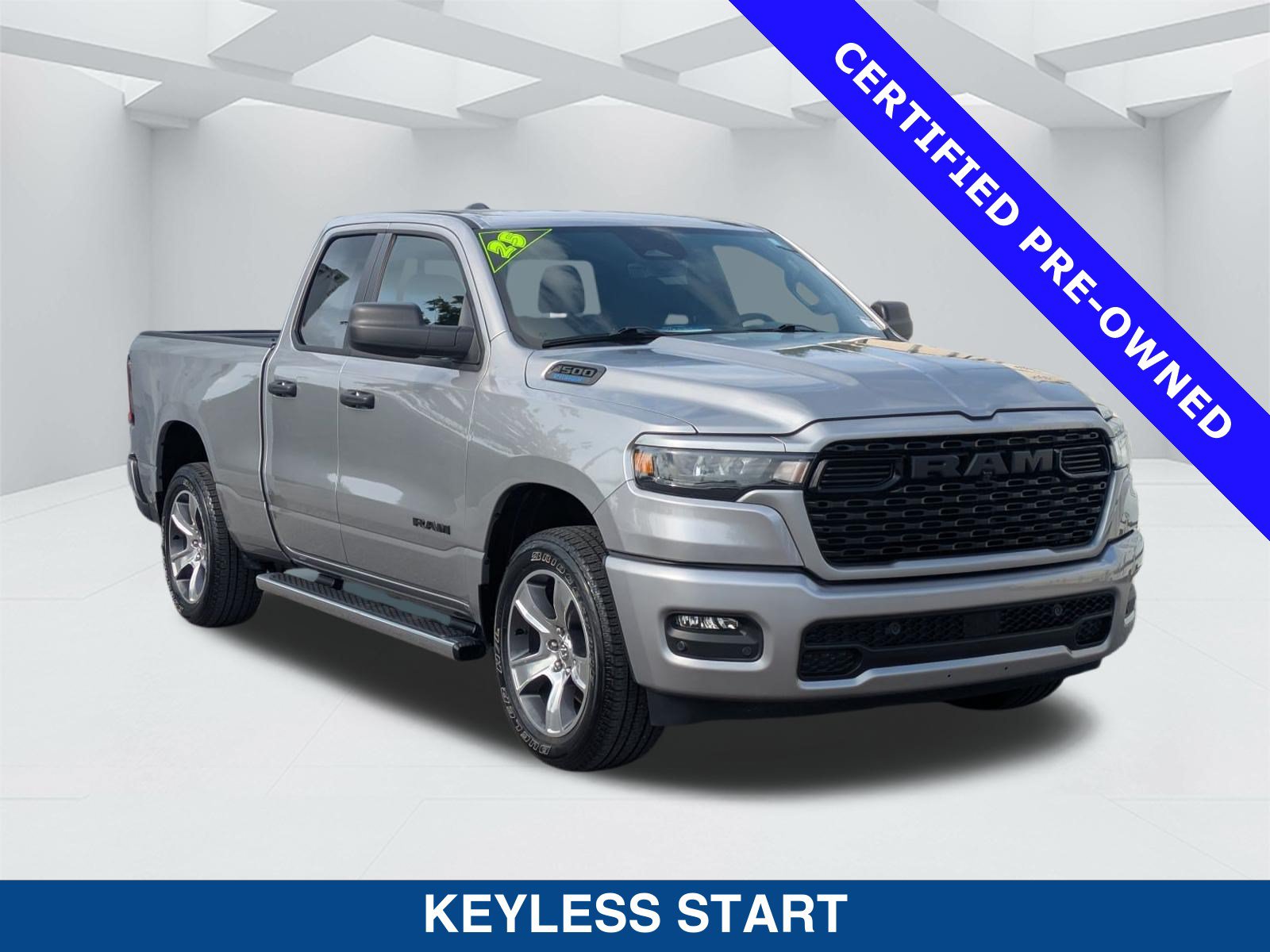 Used 2025 RAM 1500 Tradesman AWD/4WD image 3