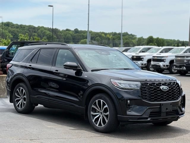 Used 2025 Ford Explorer ST-Line AWD/4WD image 37