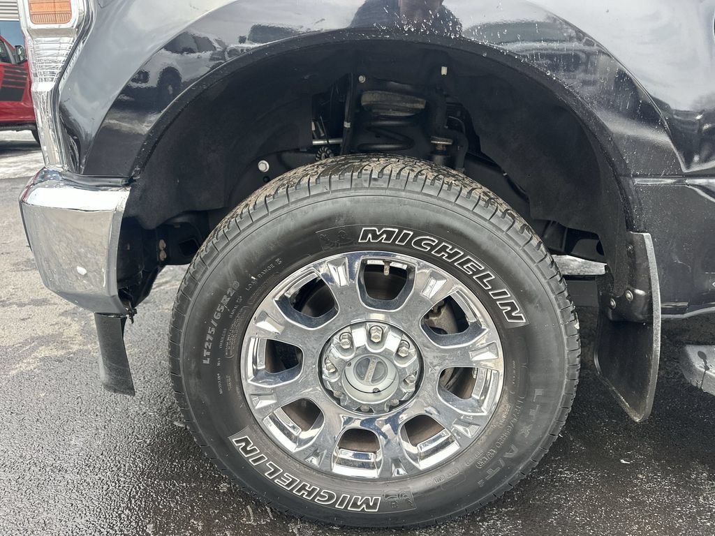 Used 2021 Ford F350 Lariat w/ Chrome Package AWD/4WD image 16