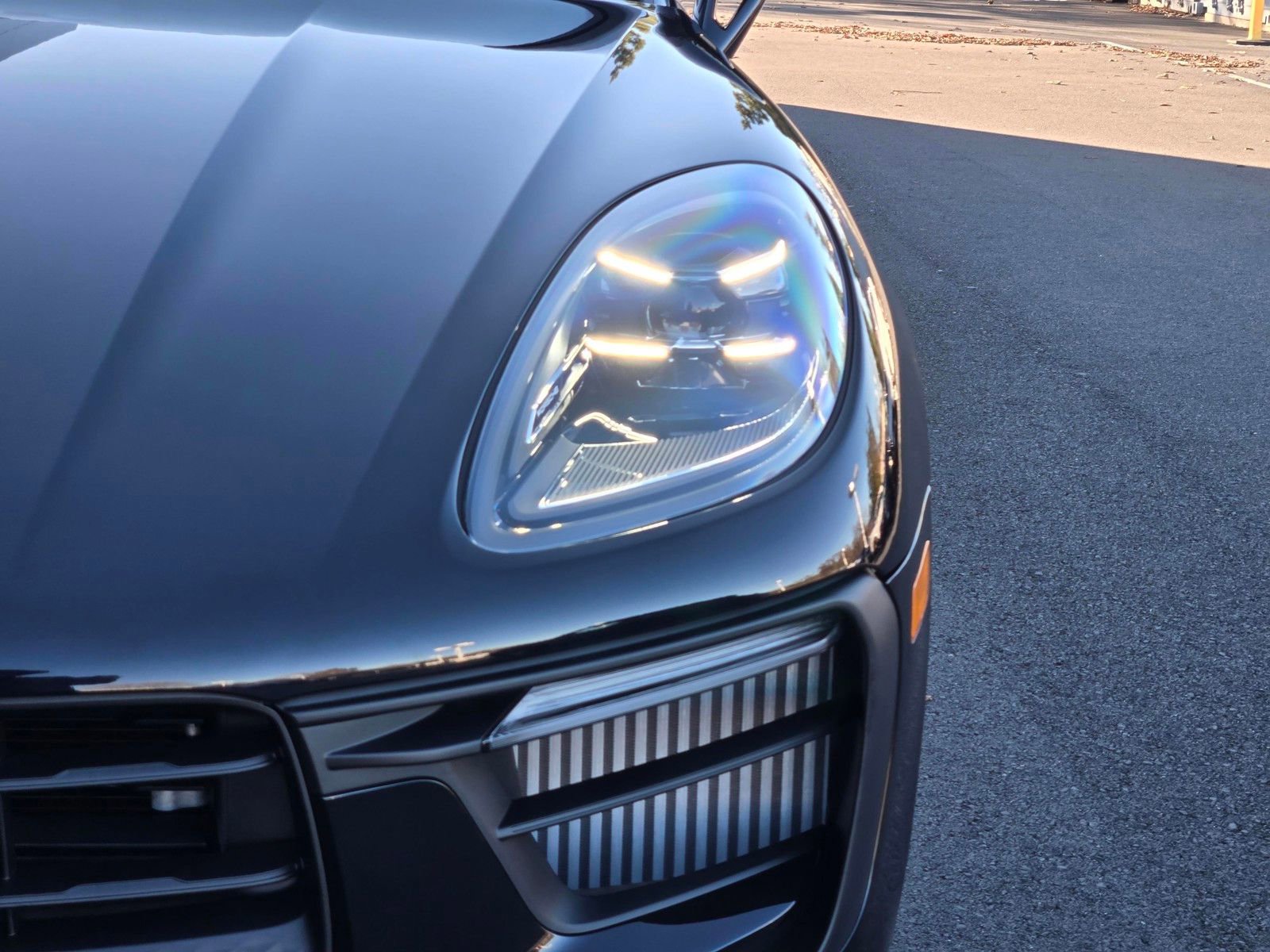 New 2026 Porsche Macan S AWD/4WD image 12
