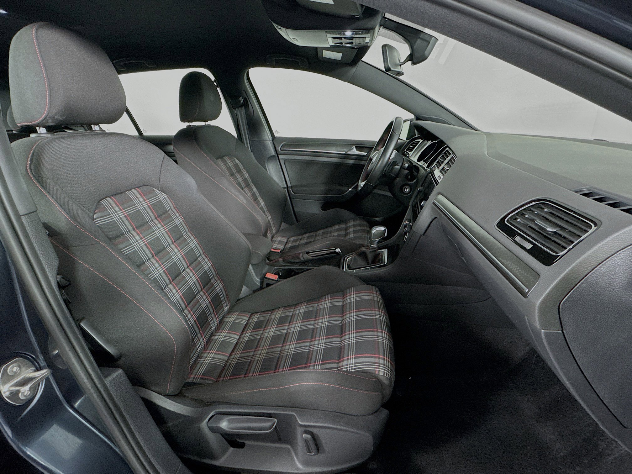 Used 2018 Volkswagen GTI S image 26