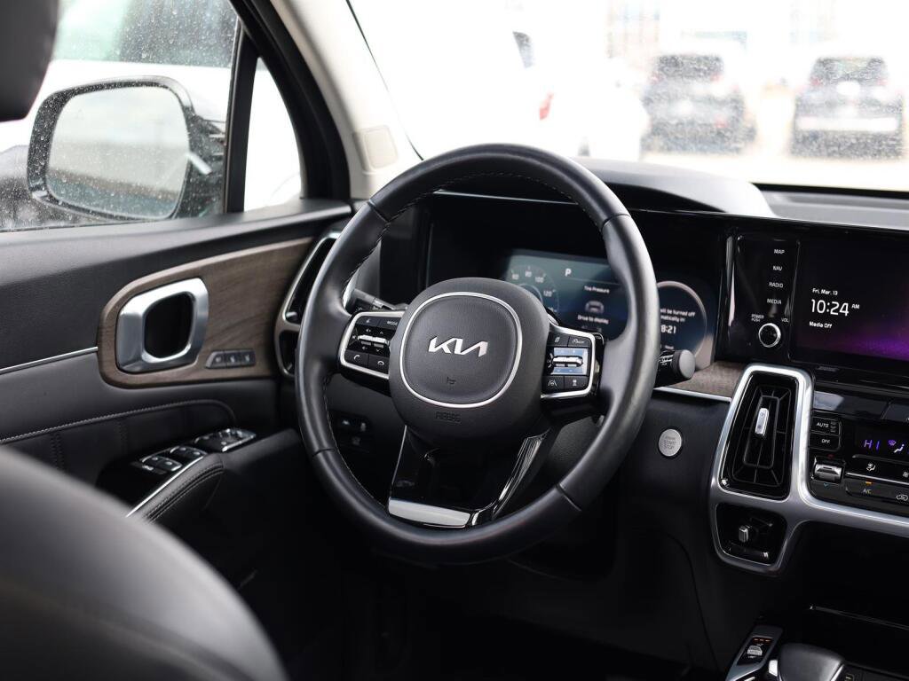 Used 2023 Kia Sorento SX Prestige AWD/4WD image 10