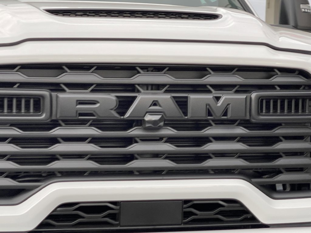 New 2026 RAM 2500 Tradesman AWD/4WD image 4