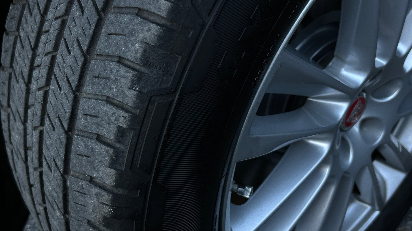 Used 2019 Jaguar F-PACE Prestige image 51