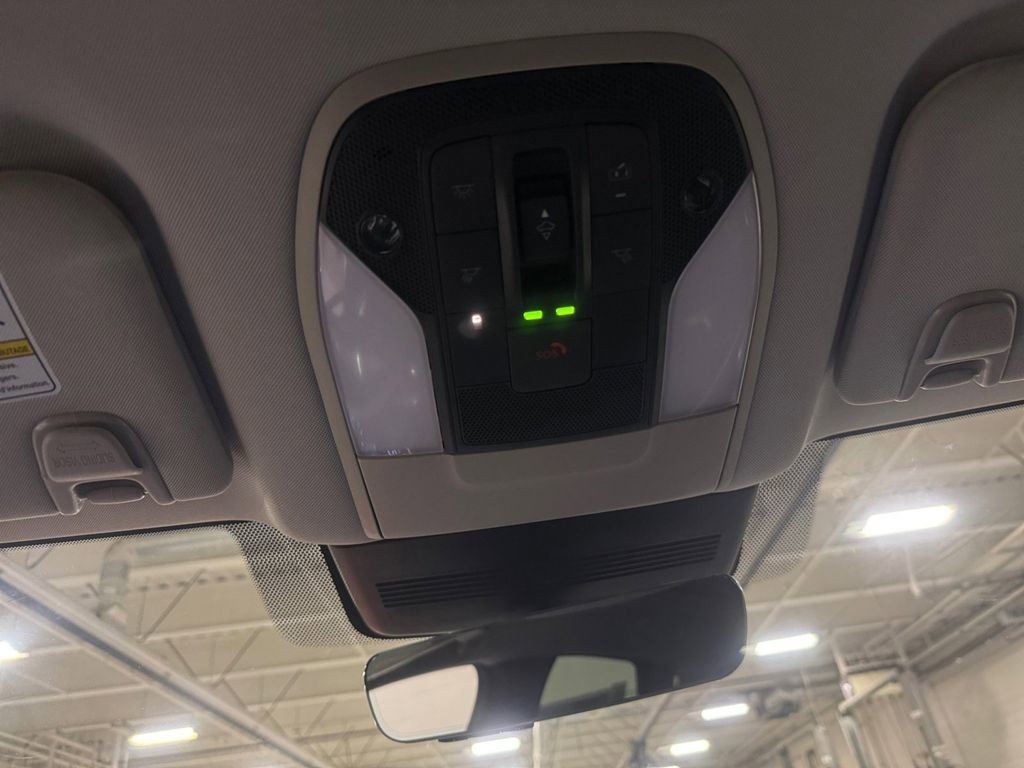 New 2025 INFINITI QX50 Luxe image 23