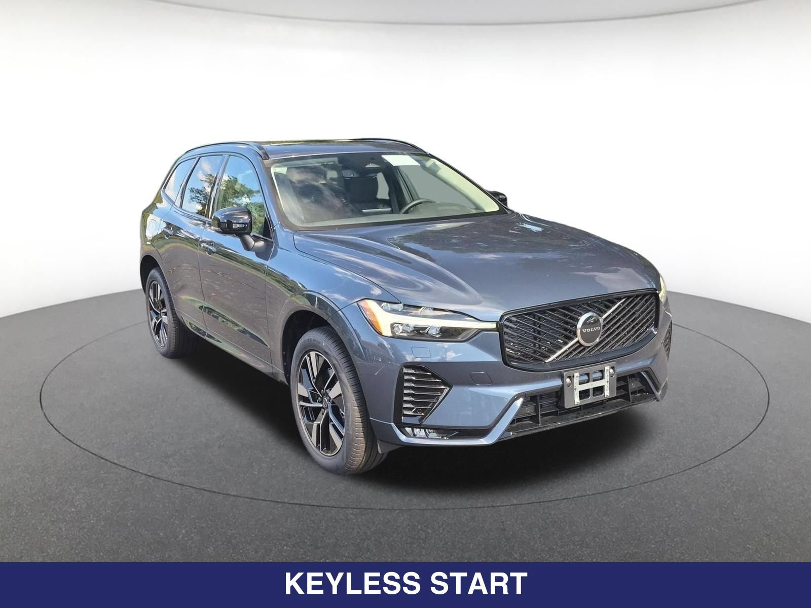New 2027 Volvo XC60 B5 Core AWD/4WD image 3