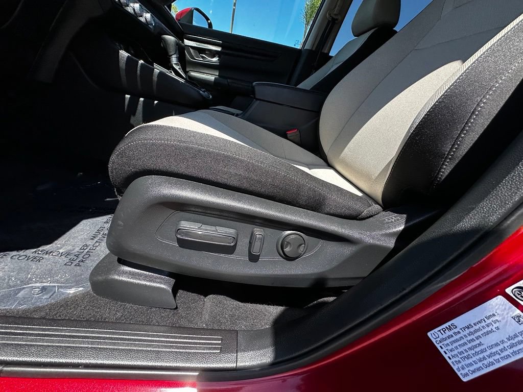 Used 2025 Honda CR-V EX image 24