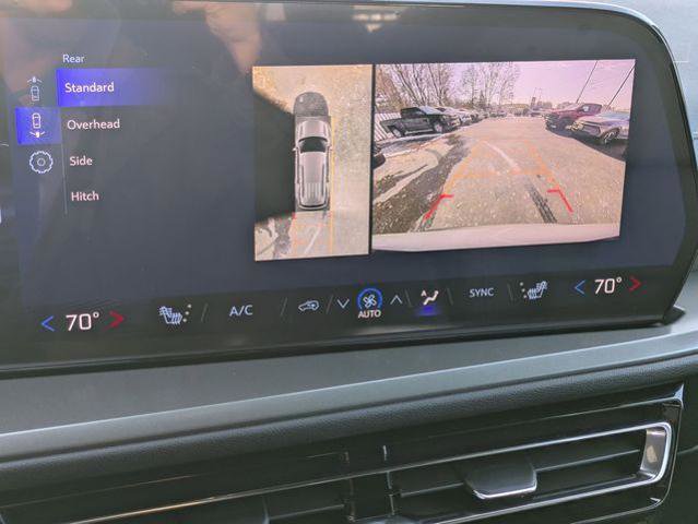 New 2026 Chevrolet Traverse LT w/ Sun and Wheel Package FWD image 20