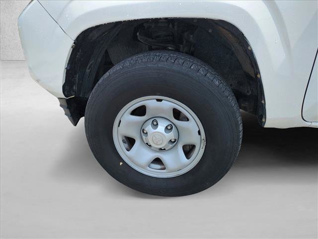 Certified 2023 Toyota Tacoma SR AWD/4WD image 22