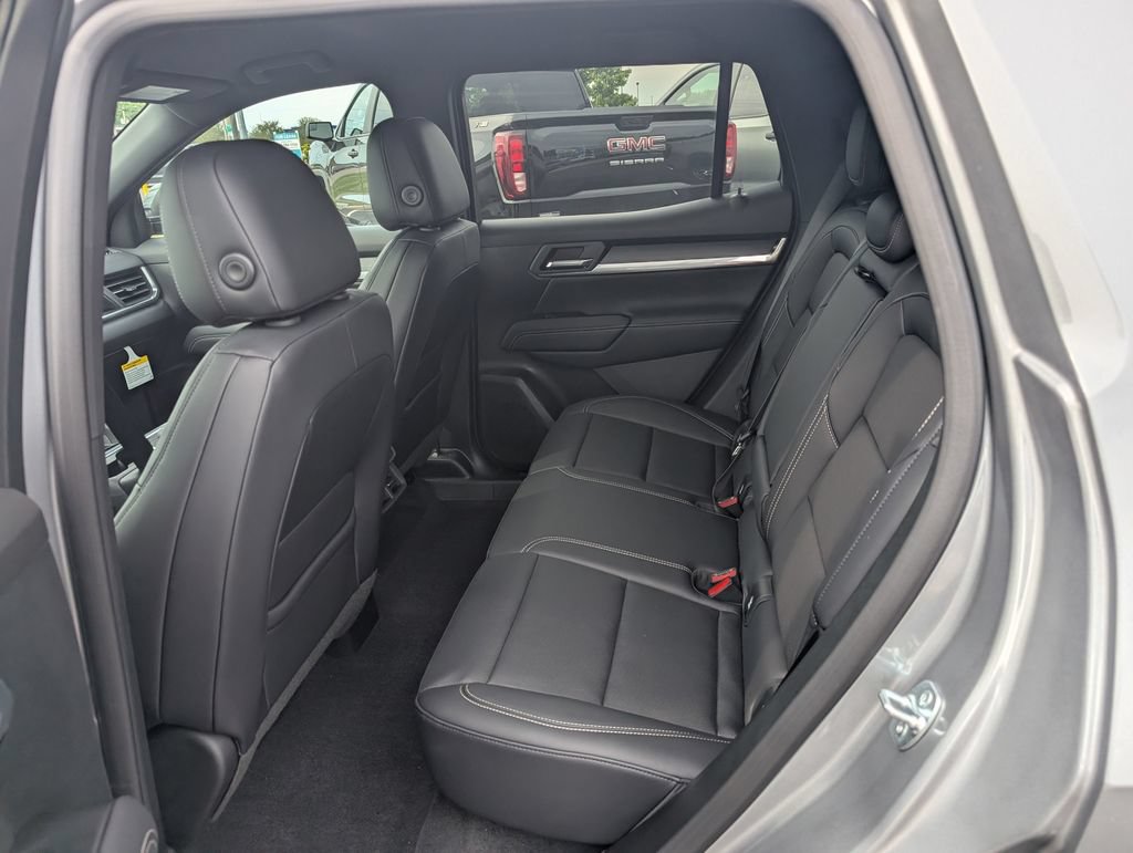 New 2027 GMC Terrain Elevation w/ Elevation Premium Package AWD/4WD image 10