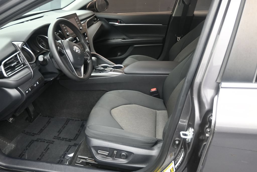Used 2024 Toyota Camry LE w/ Convenience Package FWD image 11